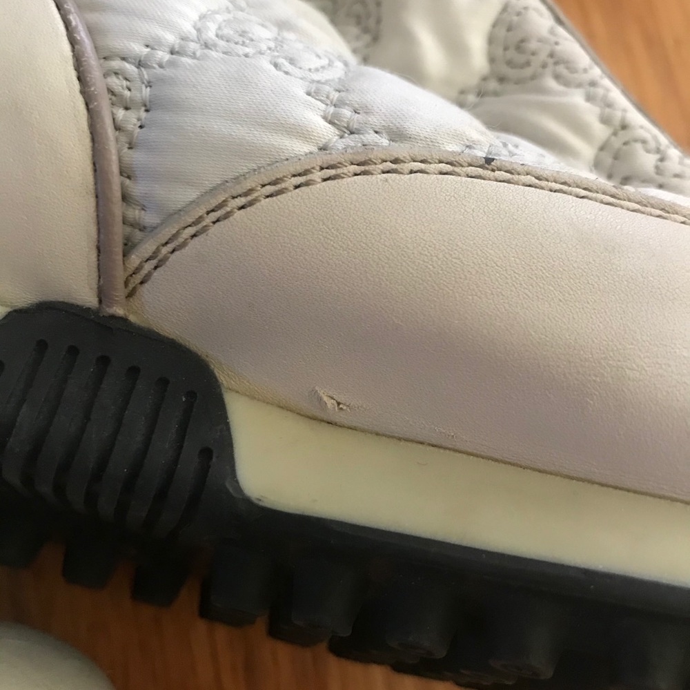 ๐ฏ Authentic GUCCI fur boots - Picture 15 of 16